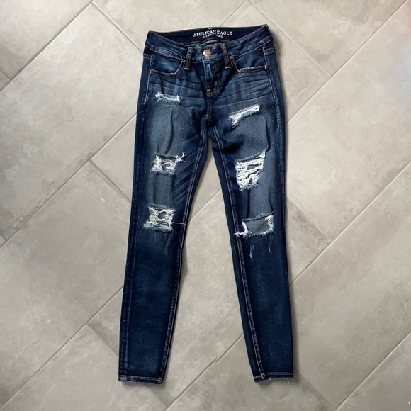 Jeans - Picture 1 of 4